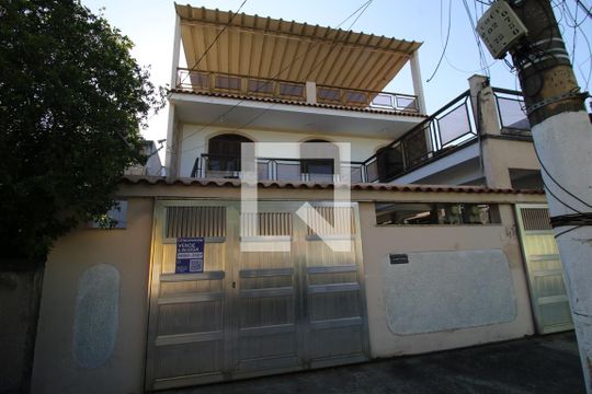 Fachada da casa de casa à venda com 3 quartos, 235m² em Irajá, Rio de Janeiro