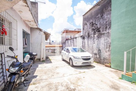 Garagem de casa para alugar com 4 quartos, 350m² em Quitaúna, Osasco
