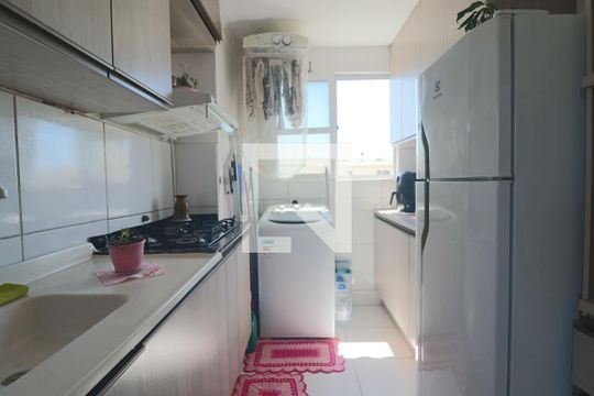 Cozinha e Área de Serviço de apartamento para alugar com 2 quartos, 50m² em Santo Afonso, Novo Hamburgo