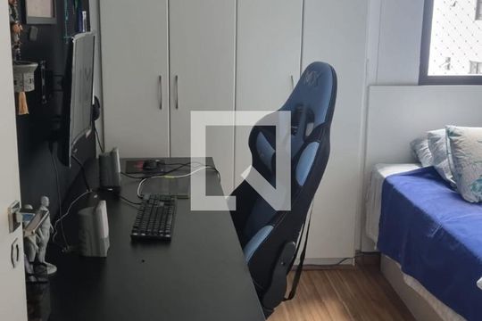 Quarto de apartamento à venda com 3 quartos, 83m² em Santa Teresinha, São Paulo