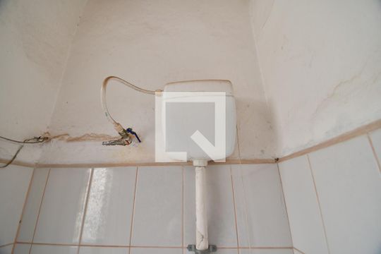 Banheiro de serviço de casa para alugar com 2 quartos, 400m² em Jardim Chapadão, Campinas