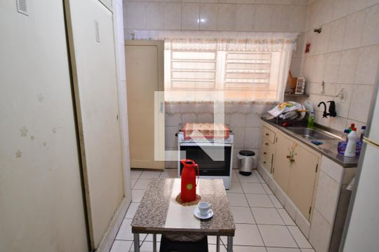 Cozinha de casa para alugar com 2 quartos, 400m² em Jardim Chapadão, Campinas