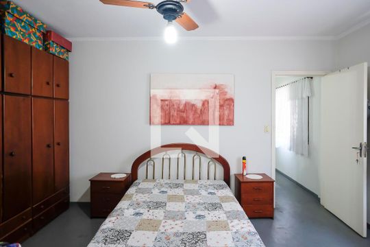 Suíte de casa à venda com 4 quartos, 256m² em Santa Maria, Santo André