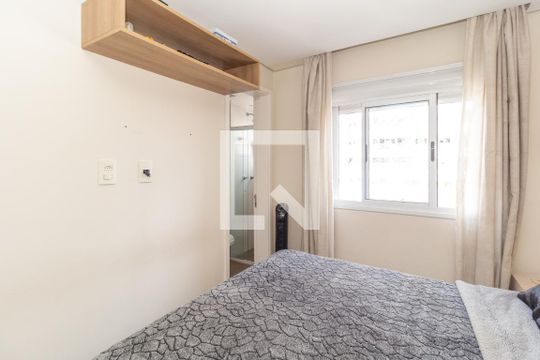 Quarto 1 (Suíte) de apartamento à venda com 2 quartos, 56m² em Chácara Seis de Outubro, São Paulo