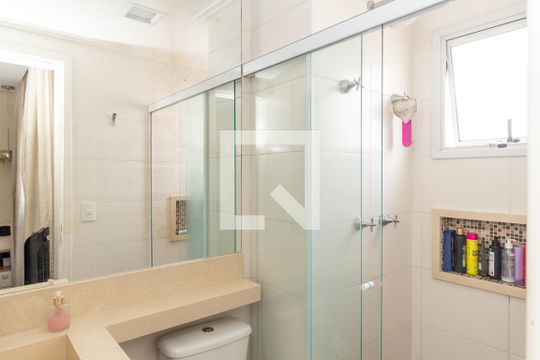 Banheiro da Suíte de apartamento à venda com 2 quartos, 56m² em Chácara Seis de Outubro, São Paulo