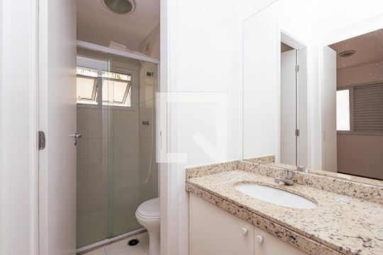 Banheiro de apartamento para alugar com 1 quarto, 36m² em Consolação, São Paulo