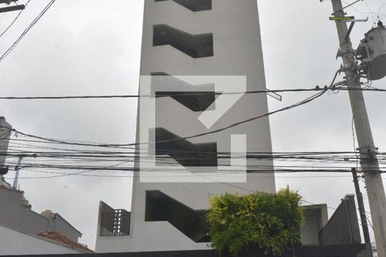 Fachada de apartamento para alugar com 2 quartos, 46m² em Campestre, Santo André
