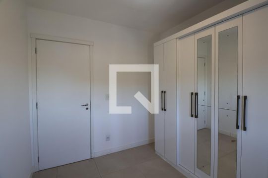 Quarto 1 de apartamento à venda com 3 quartos, 85m² em Marechal Rondon, Canoas