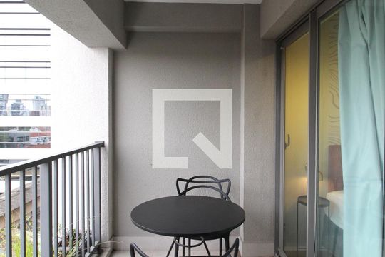Varanda de kitnet/studio à venda com 1 quarto, 29m² em Indianópolis, São Paulo