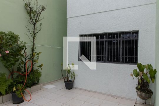 Garagem de casa para alugar com 3 quartos, 171m² em Jardim Tabatinga, Guarulhos