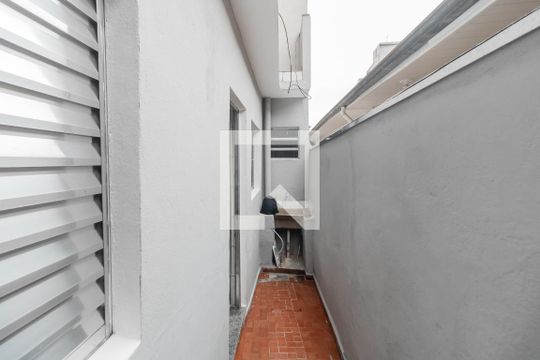 Área de Serviço de casa para alugar com 3 quartos, 95m² em Chácara Cruzeiro do Sul, São Paulo