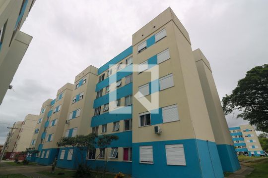 Fachada do bloco de apartamento para alugar com 2 quartos, 60m² em Chapéu do Sol, Porto Alegre