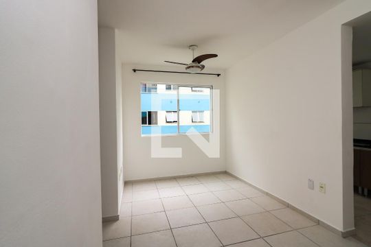 Apartamento para alugar com 2 quartos, 60m² em Chapéu do Sol, Porto Alegre