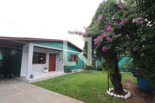 Fachada da casa da frente de casa à venda com 2 quartos, 219m² em Liberdade, Novo Hamburgo