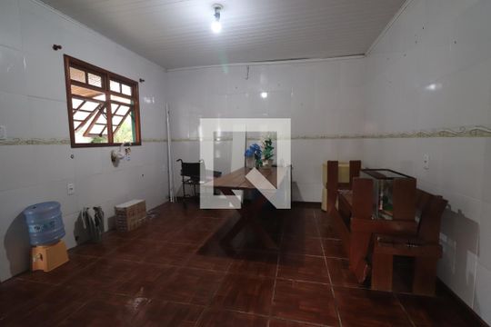 Casa da Frente - Sala e Cozinha de casa à venda com 2 quartos, 219m² em Liberdade, Novo Hamburgo