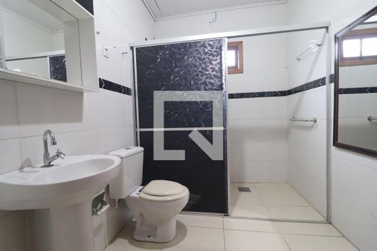 Casa da Frente - Banheiro de casa à venda com 2 quartos, 219m² em Liberdade, Novo Hamburgo
