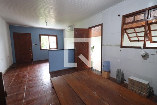 Casa da Frente - Sala e Cozinha de casa à venda com 2 quartos, 219m² em Liberdade, Novo Hamburgo