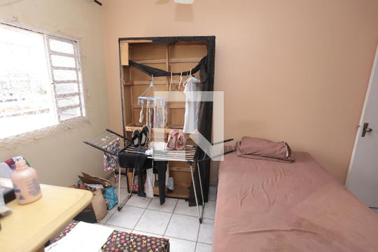 Quarto 2 de apartamento à venda com 3 quartos, 75m² em Qne 27, Brasília