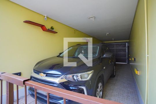 Garagem de casa para alugar com 4 quartos, 310m² em Jardim Lindóia, Porto Alegre