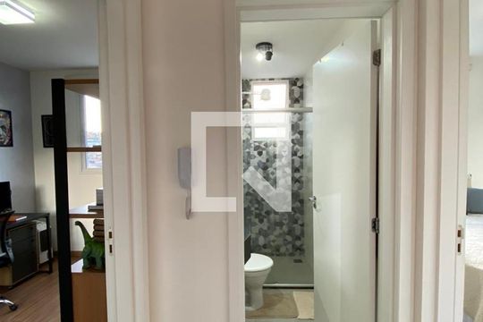 Banheiro Corredor de apartamento para alugar com 2 quartos, 72m² em Renascença, Belo Horizonte