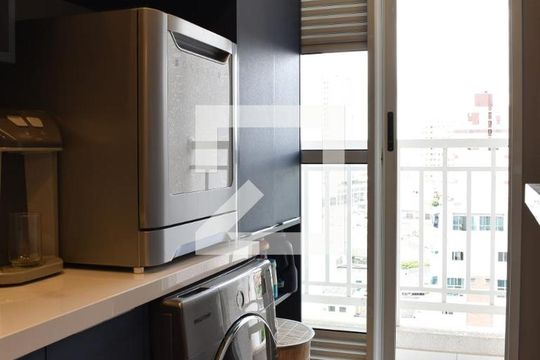 Área de serviço de apartamento à venda com 2 quartos, 60m² em Capão Raso, Curitiba