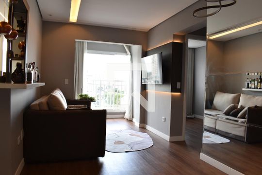 Apartamento à venda com 2 quartos, 60m² em Capão Raso, Curitiba