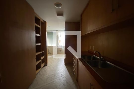 Detalhe da cozinha de apartamento à venda com 3 quartos, 176m² em Leblon, Rio de Janeiro