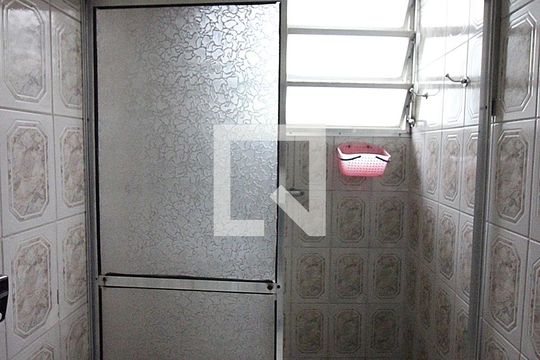 Banheiro Social de casa à venda com 3 quartos, 100m² em Baeta Neves, São Bernardo do Campo