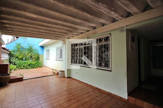 Garagem de casa à venda com 3 quartos, 100m² em Baeta Neves, São Bernardo do Campo