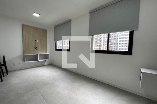 Studio de kitnet/studio para alugar com 1 quarto, 24m² em Butantã, São Paulo