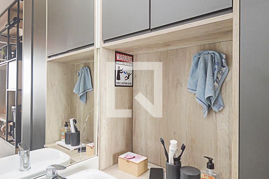 Banheiro de apartamento à venda com 1 quarto, 36m² em Jardim do Mar, São Bernardo do Campo