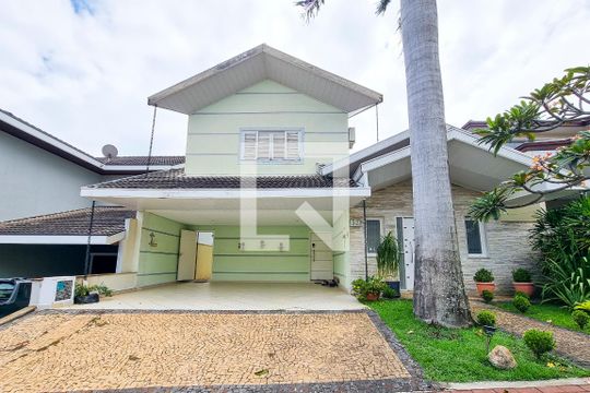 Fachada de casa de condomínio para alugar com 4 quartos, 349m² em Urbanova, São José dos Campos