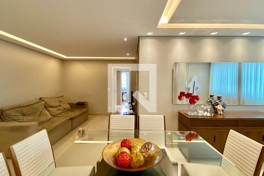 Sala de apartamento para alugar com 4 quartos, 135m² em Buritis, Belo Horizonte