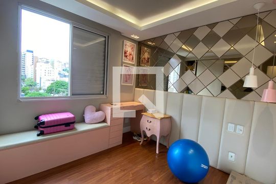 Quarto 4 de apartamento para alugar com 4 quartos, 135m² em Buritis, Belo Horizonte