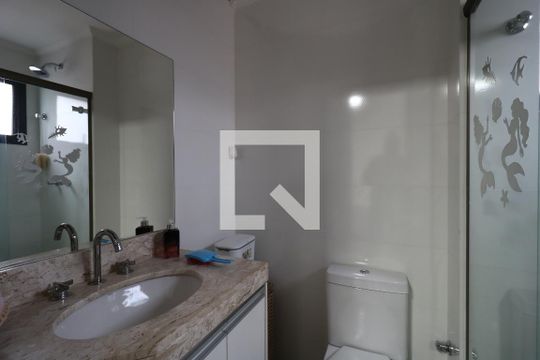 Banheiro da Suíte 1 de apartamento à venda com 4 quartos, 139m² em Jardim, Santo André
