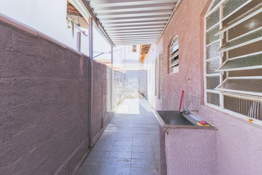 Área externa de apartamento para alugar com 1 quarto, 60m² em Bsq dos Eucaliptos, São José dos Campos