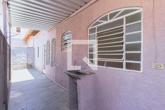 Área externa de apartamento para alugar com 1 quarto, 60m² em Bsq dos Eucaliptos, São José dos Campos