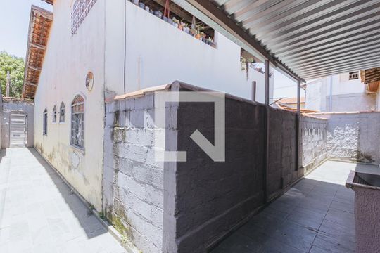 Área externa de apartamento para alugar com 1 quarto, 60m² em Bsq dos Eucaliptos, São José dos Campos