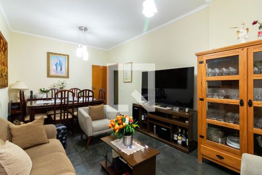 Casa à venda com 5 quartos, 500m² em Vila Santa Maria, São Paulo