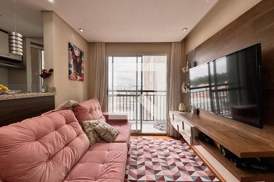 Sala de apartamento para alugar com 2 quartos, 50m² em Vila Metalúrgica, Santo André