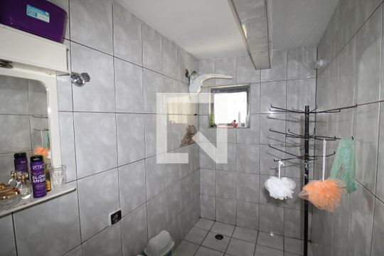 Casa 1 - Quarto 1 - Banheiro de casa à venda com 5 quartos, 448m² em Parque Peruche, São Paulo