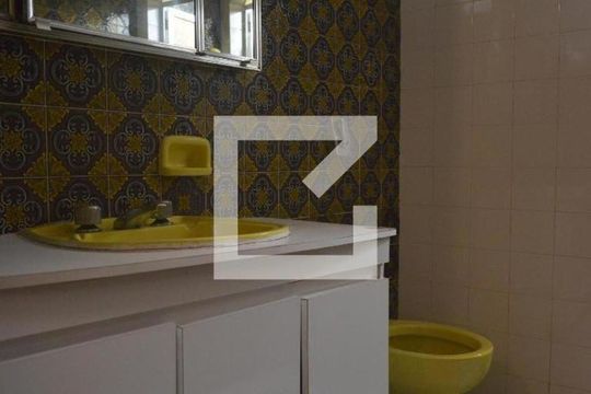 Banheiro de casa para alugar com 2 quartos, 134m² em Vila Santa Teresa, Santo André