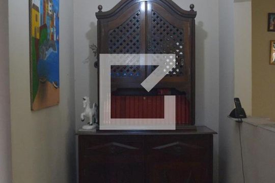 Corredor de casa para alugar com 2 quartos, 134m² em Vila Santa Teresa, Santo André