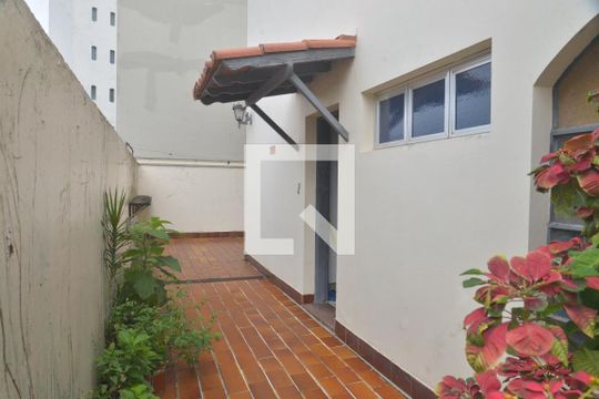 Área comum de casa para alugar com 2 quartos, 134m² em Vila Santa Teresa, Santo André
