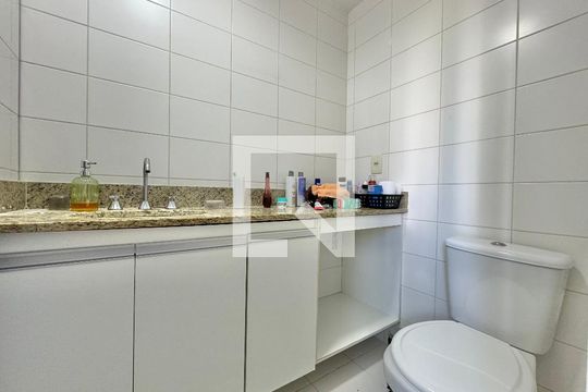 Suíte - Banheiro de apartamento à venda com 3 quartos, 83m² em Recreio dos Bandeirantes, Rio de Janeiro