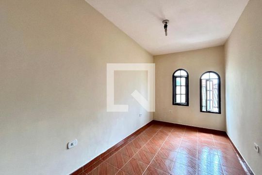 Quarto 1 de casa à venda com 4 quartos, 161m² em Conjunto Residencial Jardim Canaa, São Paulo