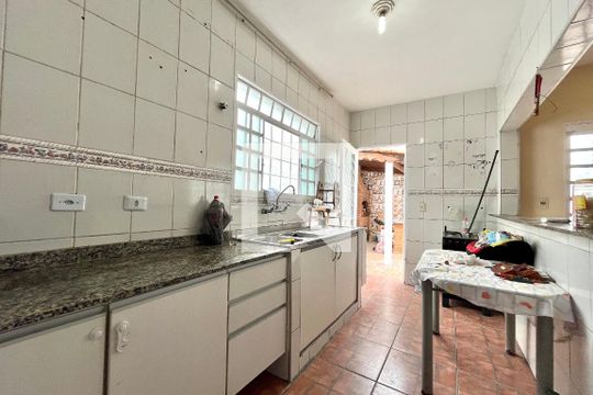 Cozinha de casa à venda com 4 quartos, 161m² em Conjunto Residencial Jardim Canaa, São Paulo