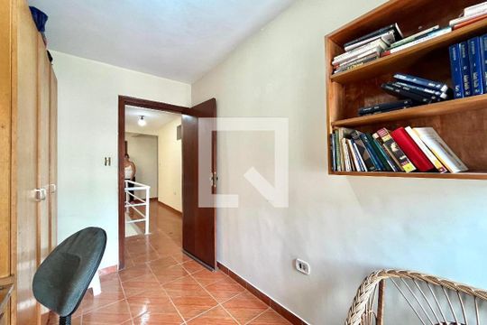 Quarto 2 de casa à venda com 4 quartos, 161m² em Conjunto Residencial Jardim Canaa, São Paulo
