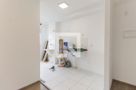 Cozinha de apartamento à venda com 2 quartos, 43m² em Jardim Helena, São Paulo