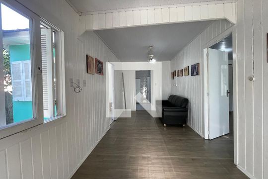 Casa à venda com 1 quarto, 140m² em Santos Dumont, São Leopoldo